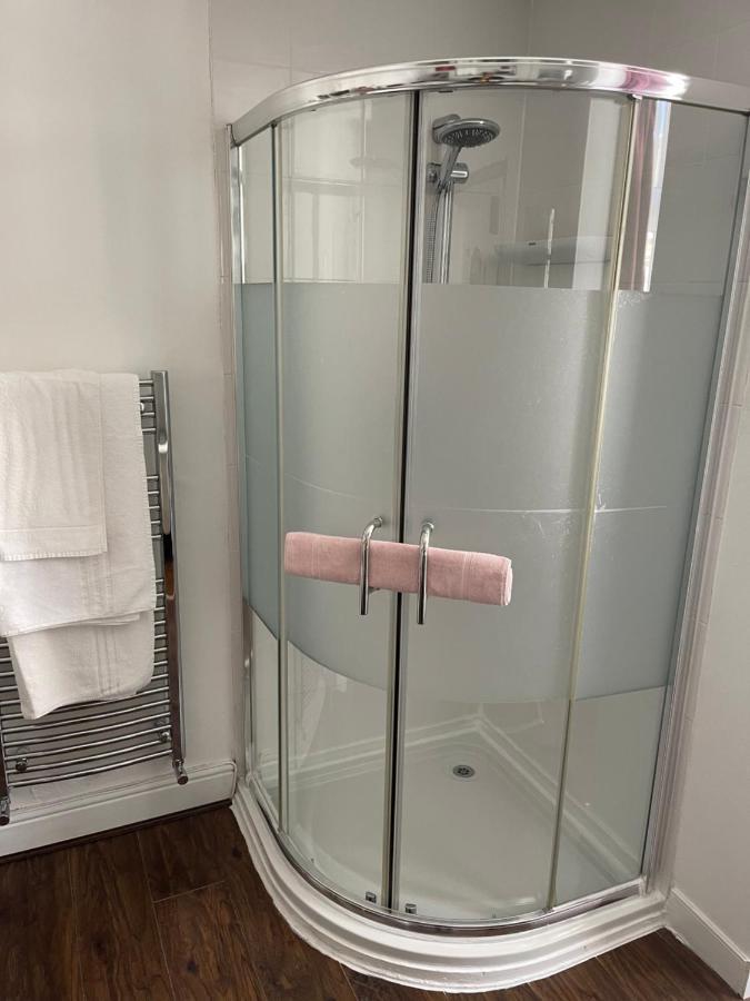 Superior Double Room Bath Shower