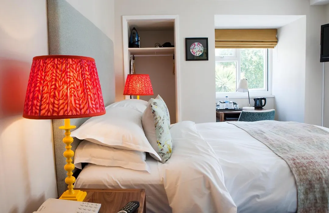 Sea Spray Hotel-1